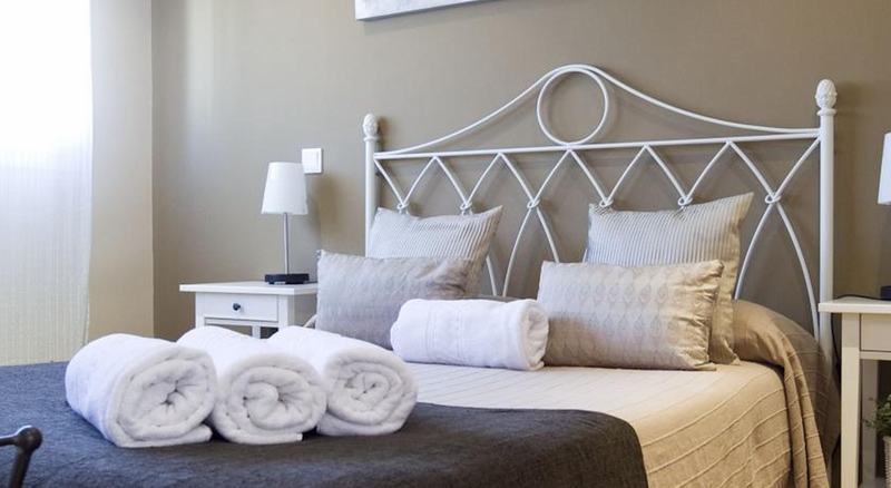Apartamentos Apr Numancia มาดริด ภายนอก รูปภาพ