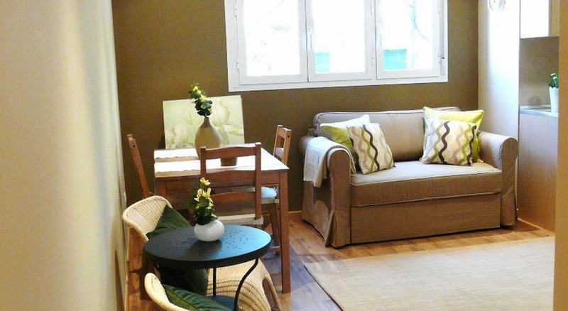 Apartamentos Apr Numancia มาดริด ภายนอก รูปภาพ