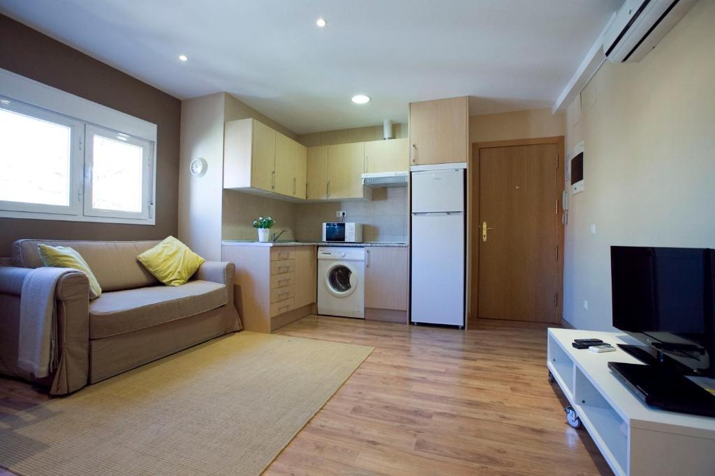 Apartamentos Apr Numancia มาดริด ห้อง รูปภาพ