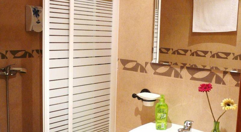 Apartamentos Apr Numancia มาดริด ภายนอก รูปภาพ