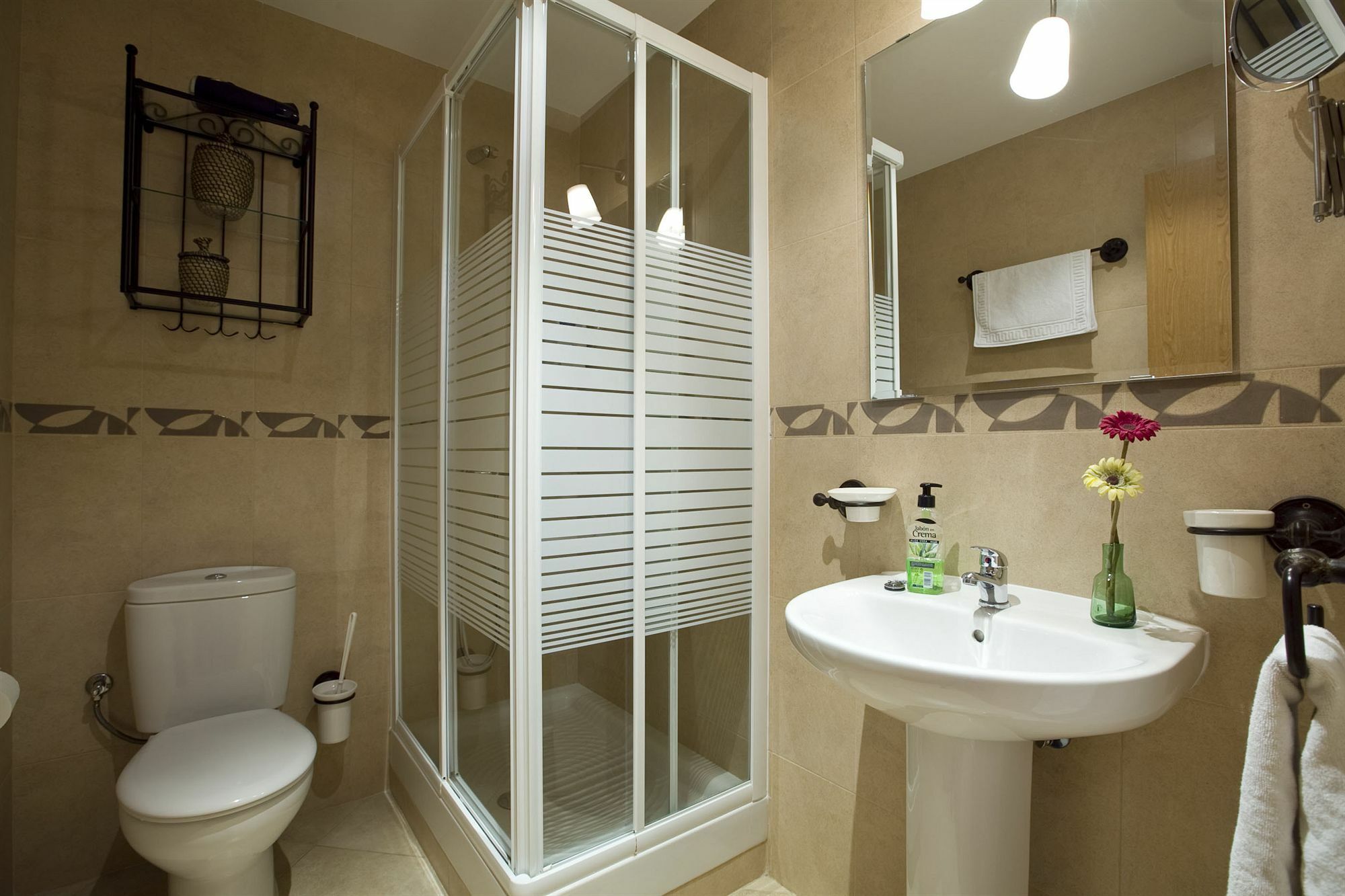 Apartamentos Apr Numancia มาดริด ภายนอก รูปภาพ